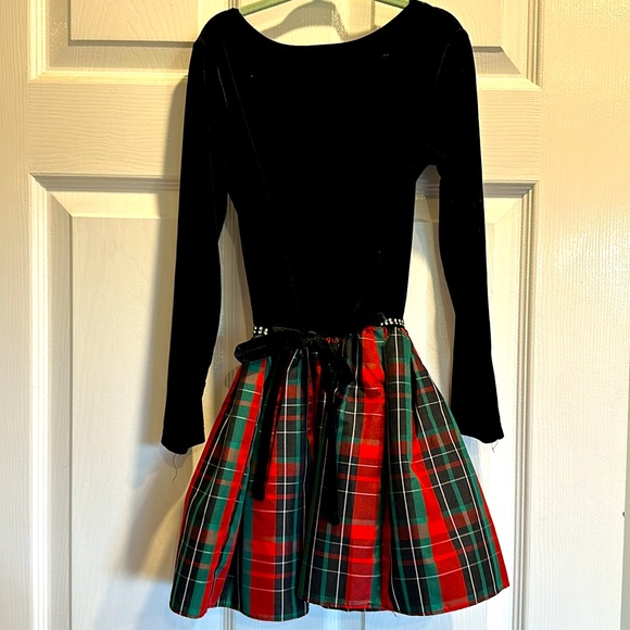 Gorgeous Black Velvet and Argyle dress with diamond embellishments - Picture 4 of 6